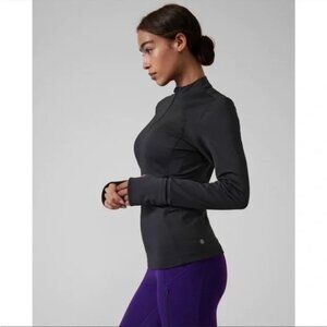 Athleta Whistler Half Zip Active Top Black Medium
